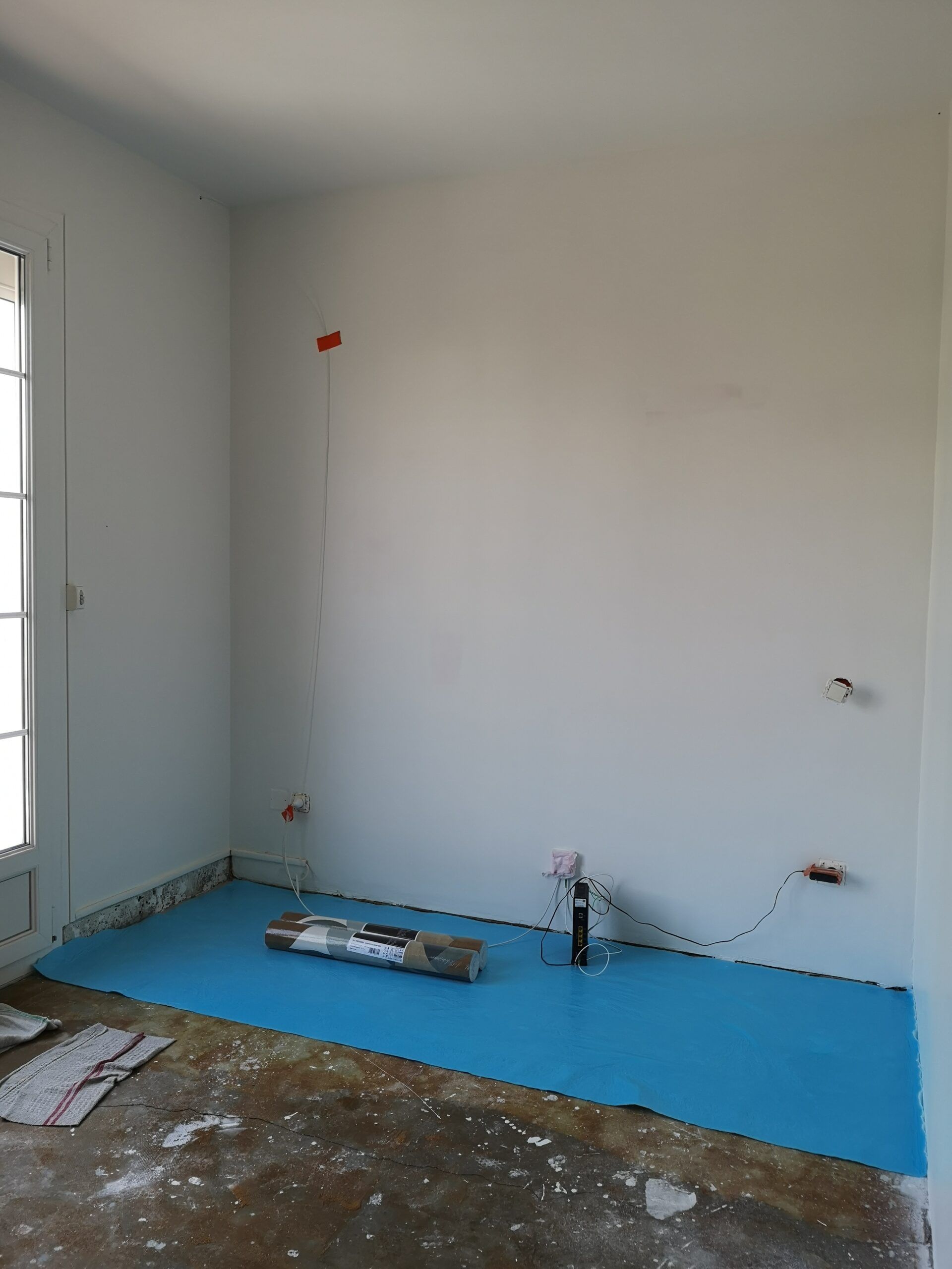 Salon TV avant travaux