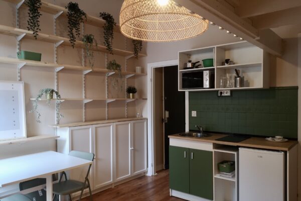 Investissement locatif – Aménagement d&rsquo;un studio mezzanine à Châtel-Guyon